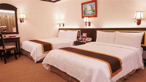 Bayview Park Hotel Rooms .